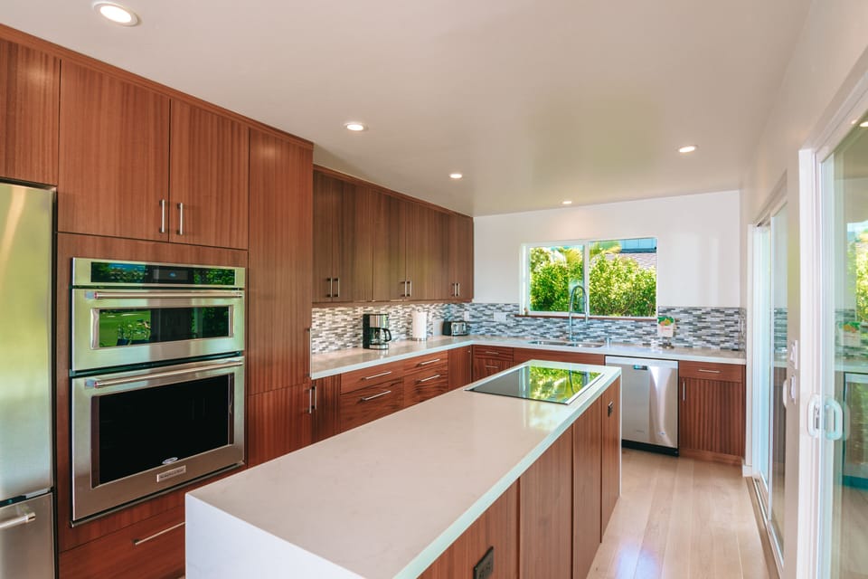 New Kitchen with state of the art Kitchen Aid appliances