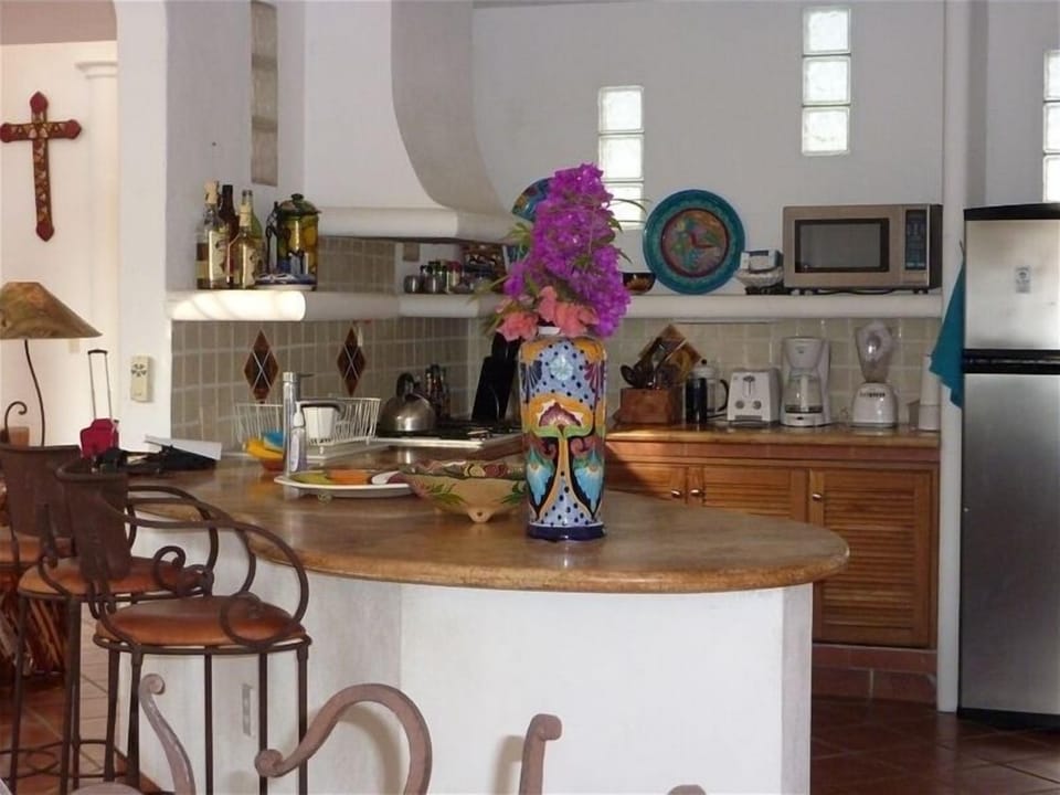 Kitchen and dining island