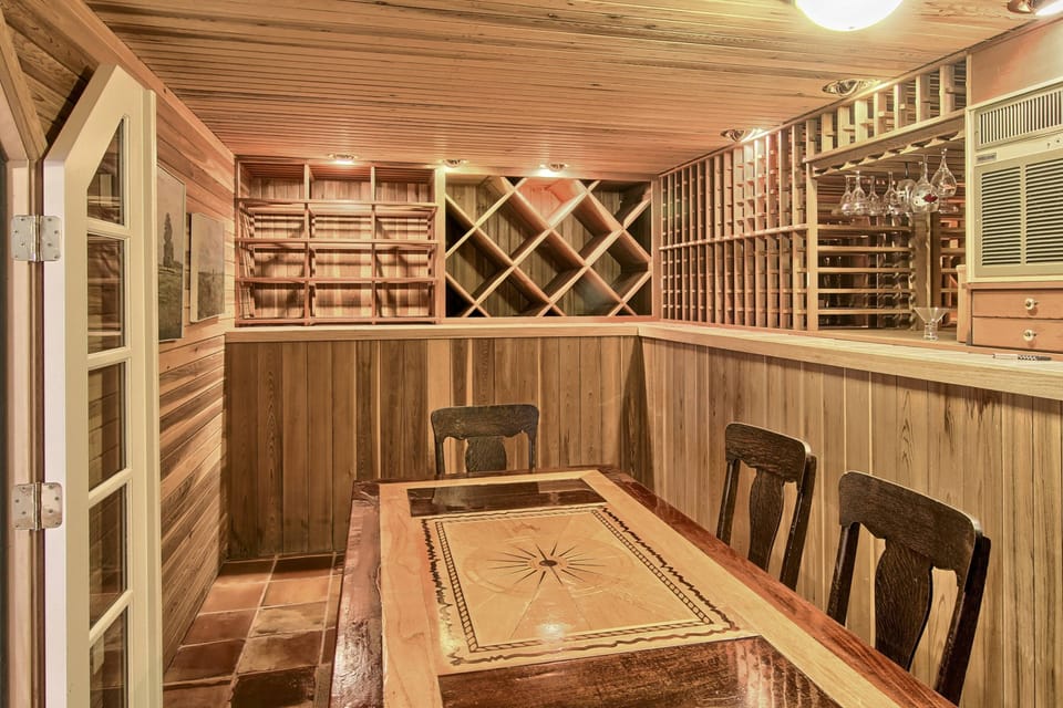Basement wine cellar--great for intimate dinners & wine tasting parties.