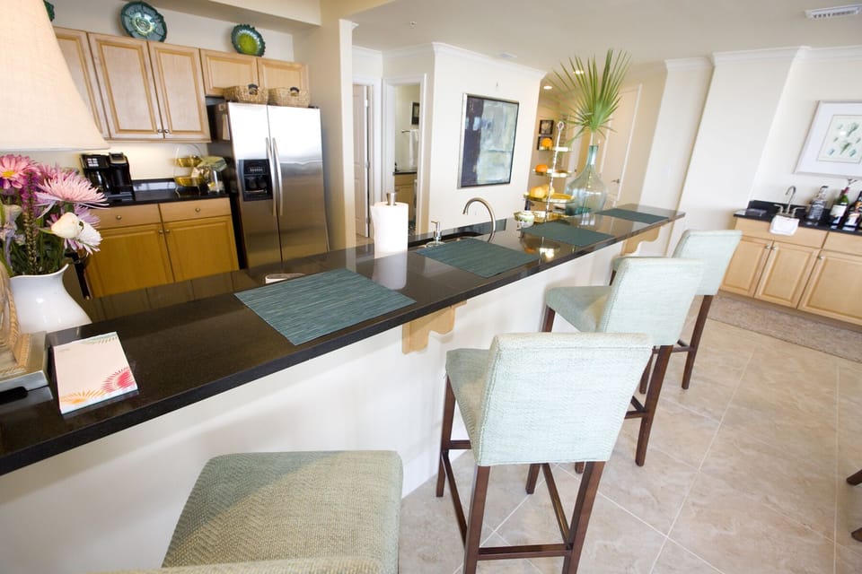 Bar stools for extra dining or visiting with the cook!