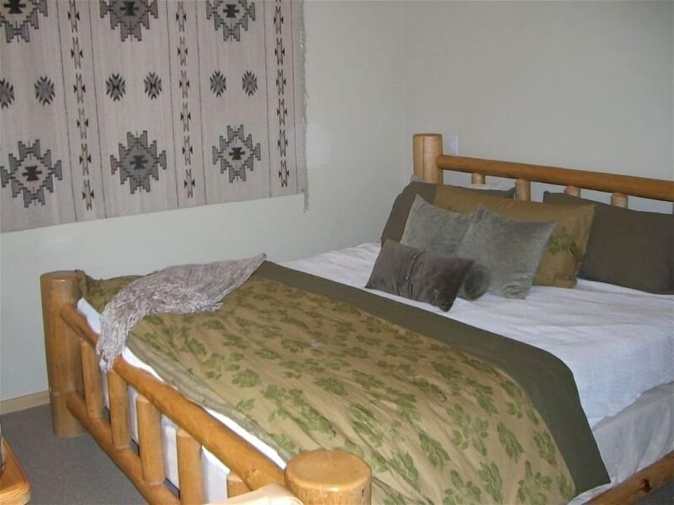 Bedroom #1 Ca King Bed