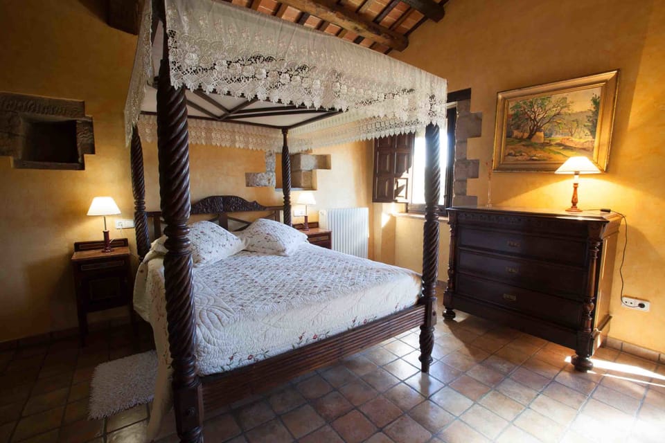 Superior Double Room, Private Bathroom (Marialluisa) | Laptop workspace, iron/ironing board (on request), WiFi (free)