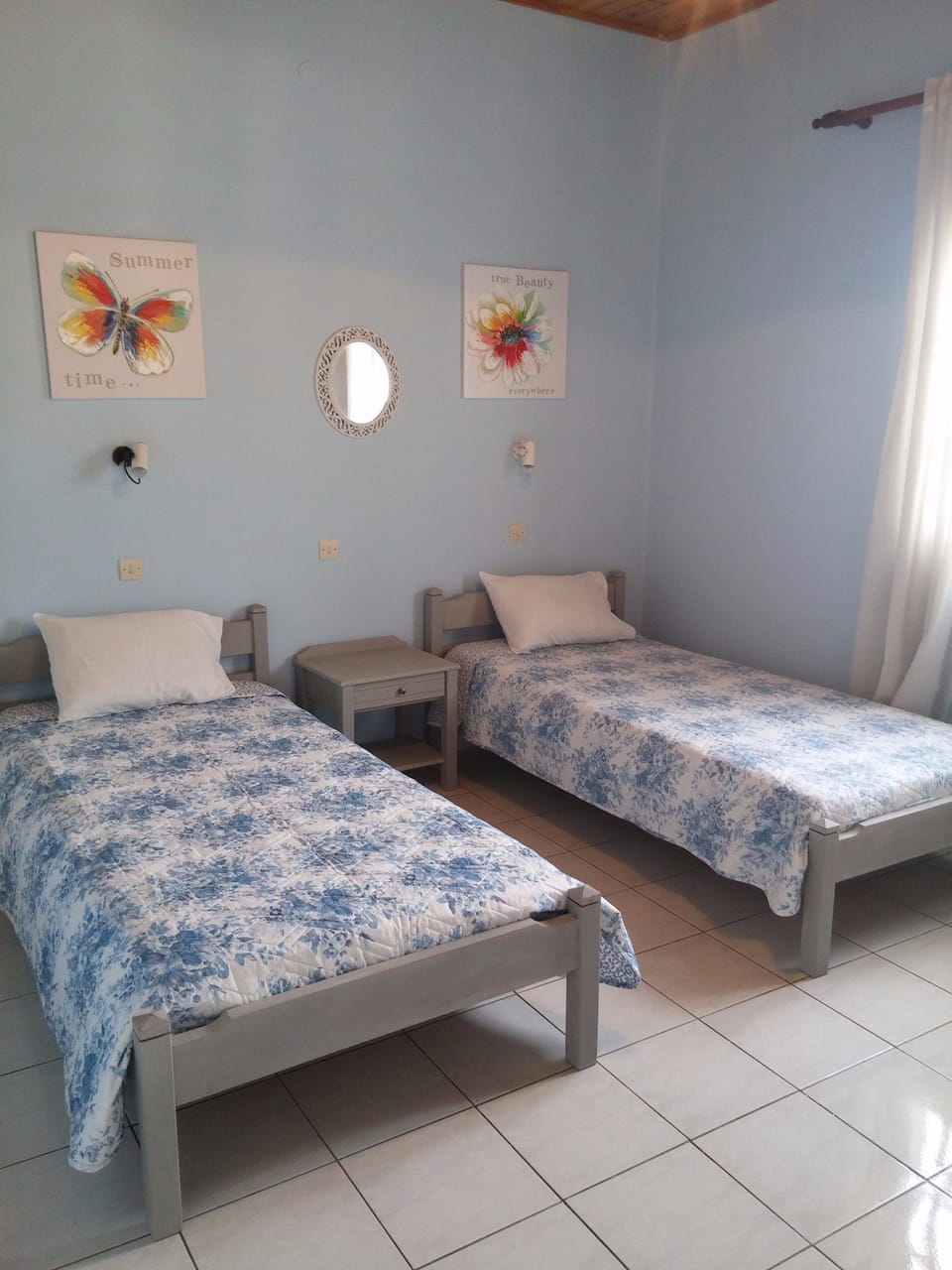 Apartment, Multiple Beds, Accessible, Beach View | 2 bedrooms, iron/ironing board, cribs (free), WiFi (free)