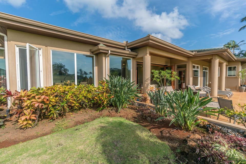 All of these windows have Ocean Views!