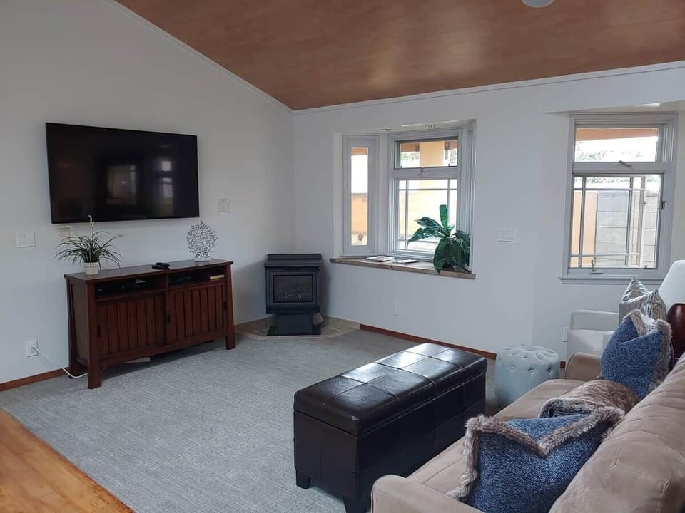 TV Entertainment Area