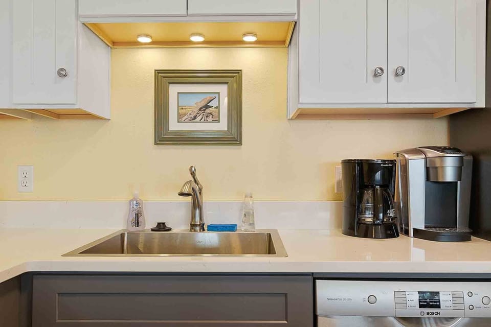 Kitchen - large deep bowl sink and dishwasher to make clean up a breeze