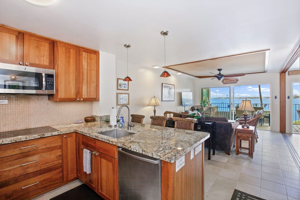 Updated and well equipped kitchen