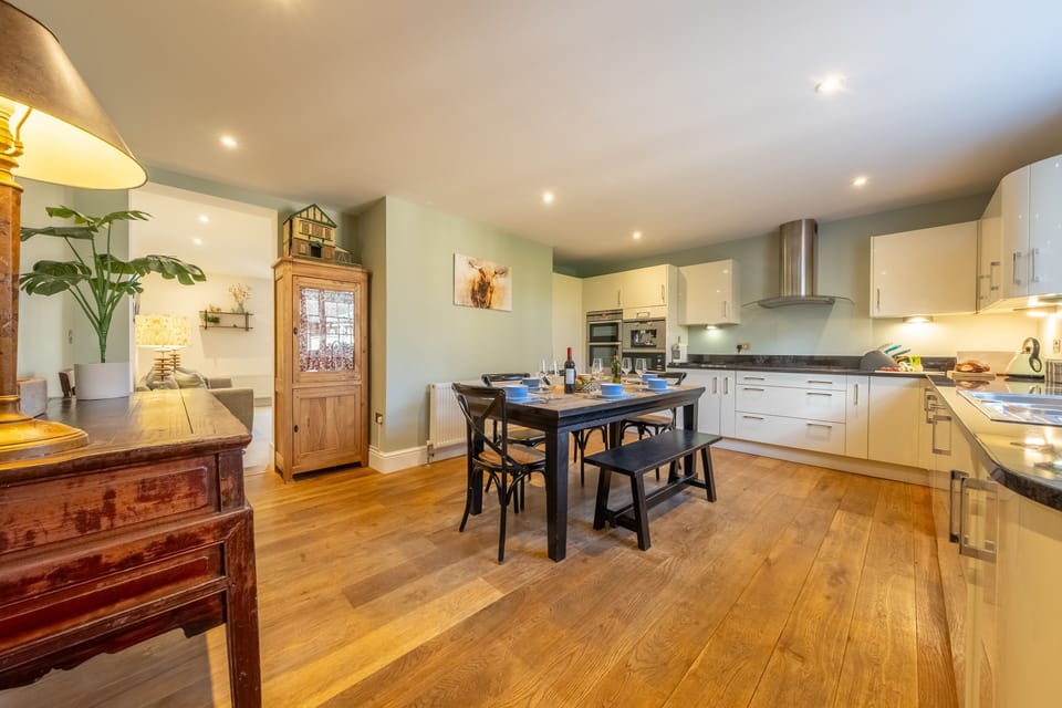 Ground floor: Kitchen/ dining room
