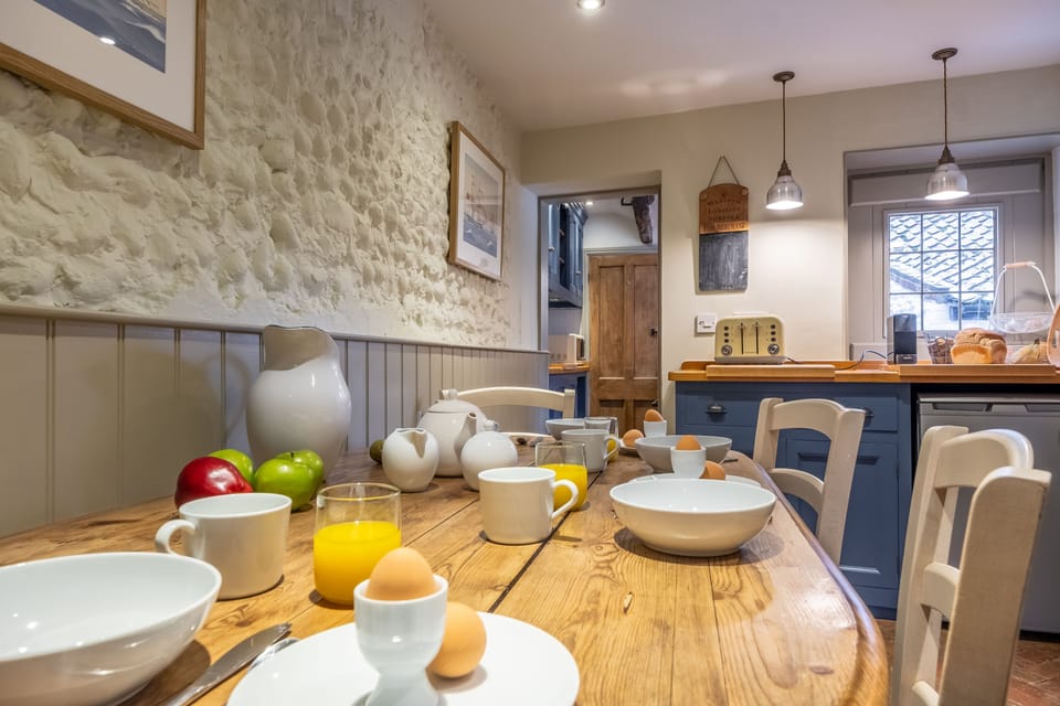 Ground floor: Dining area