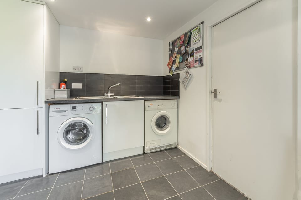 Ground floor: Utility room