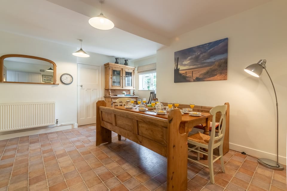 Ground floor: Spacious kitchen with dining table