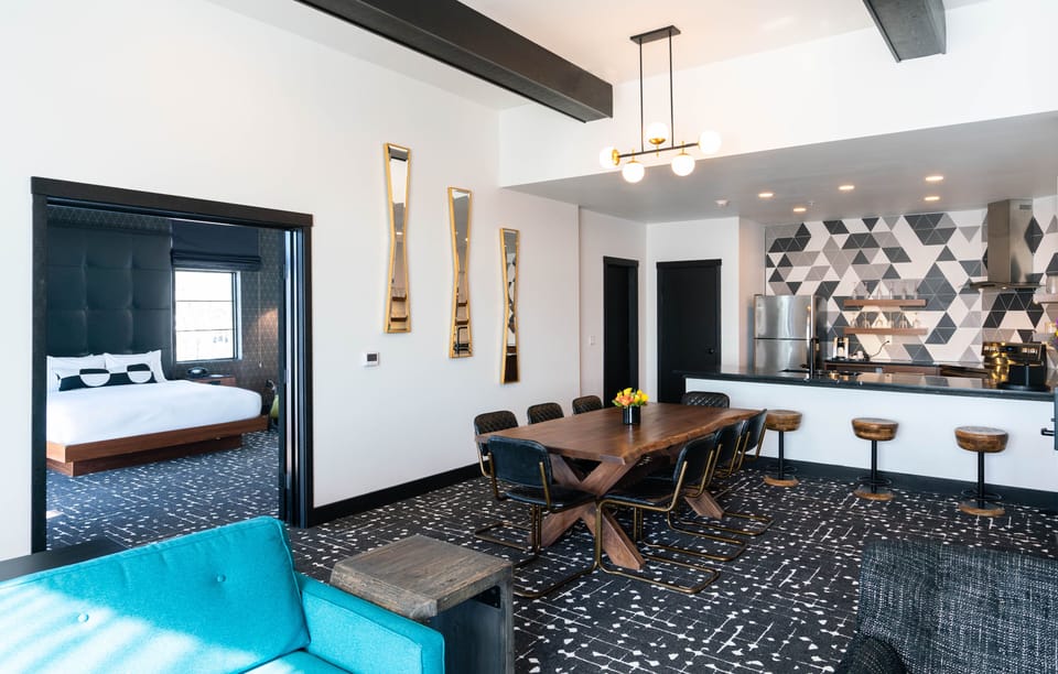 Presidential Suite | In-room safe, blackout drapes, iron/ironing board, free WiFi