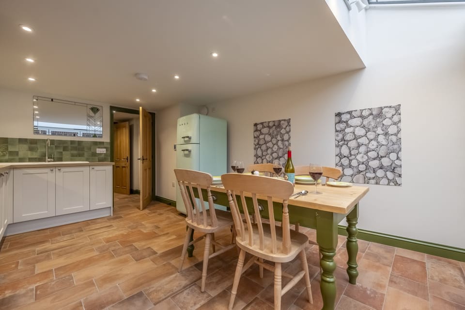 Ground floor: Kitchen dining area