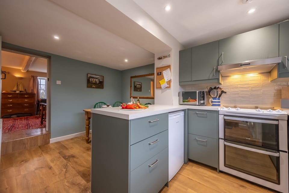 4 Gravel Hill, Burnham Overy Town: Kitchen area