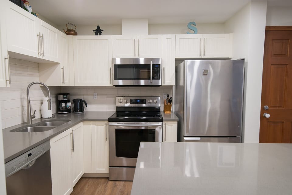 Fully equipped kitchen