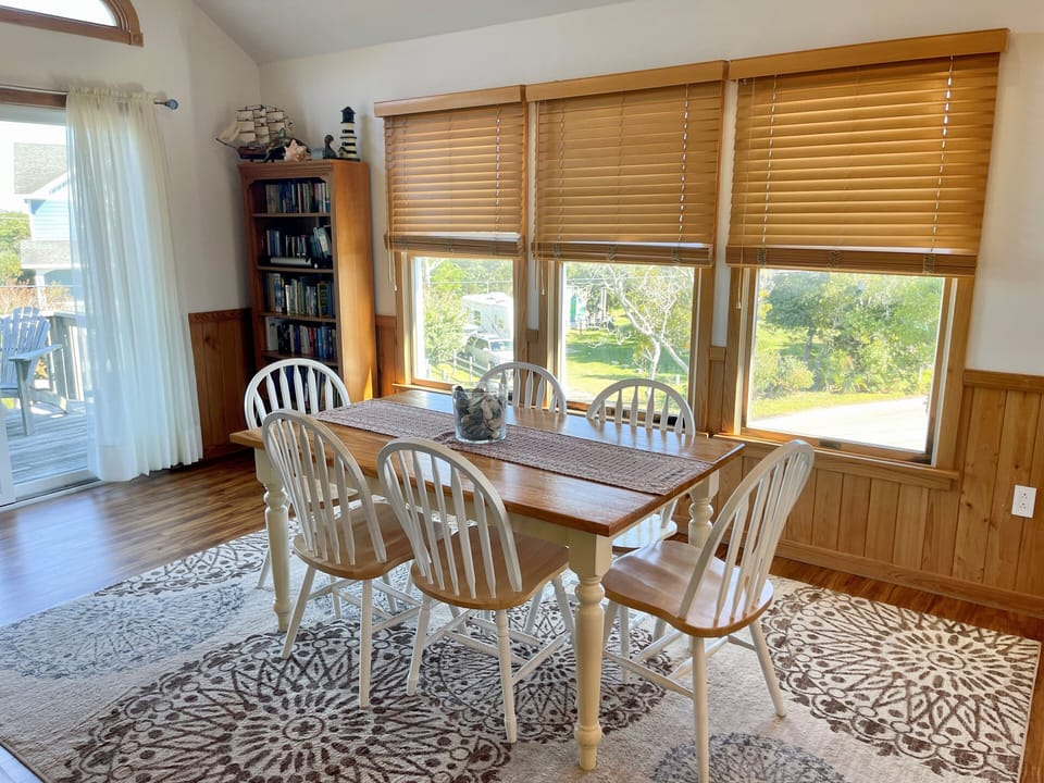Dining Area, Second Floor with Deck Access