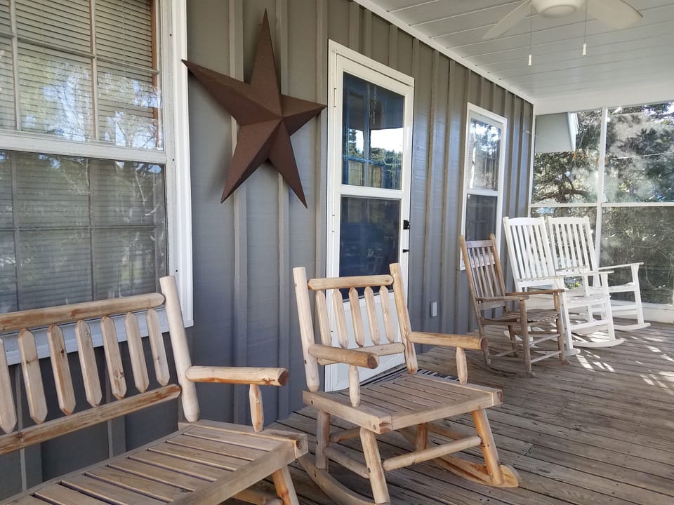 Screened Porch