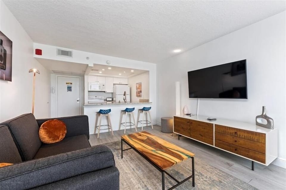 310 Living room