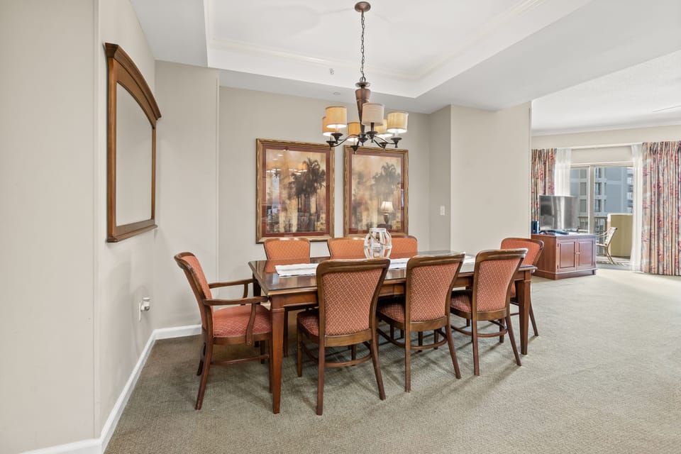 Large family dining table that can seat 8 comfortably. 