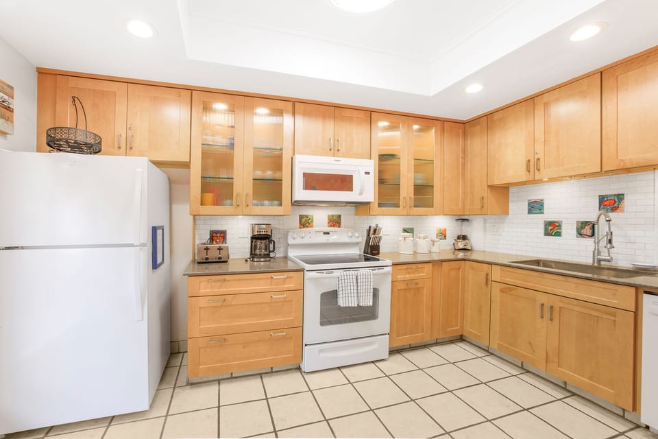 A04 - Kitchen Area