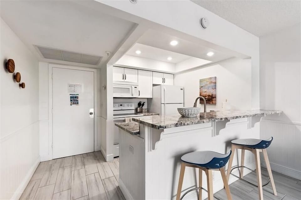 111 Kitchen