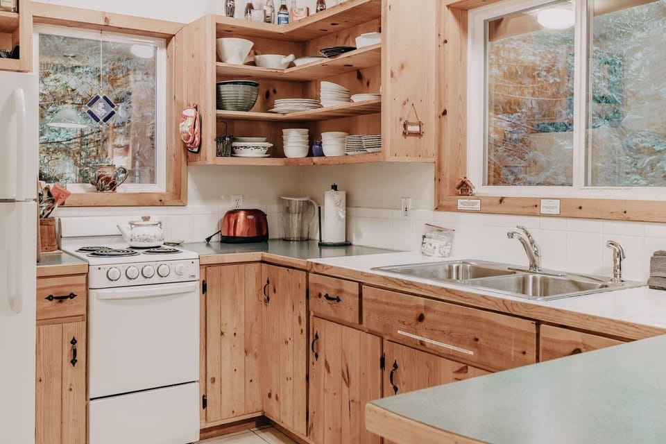 Indoors, Kitchen, Sink, Sink Faucet, Hardwood