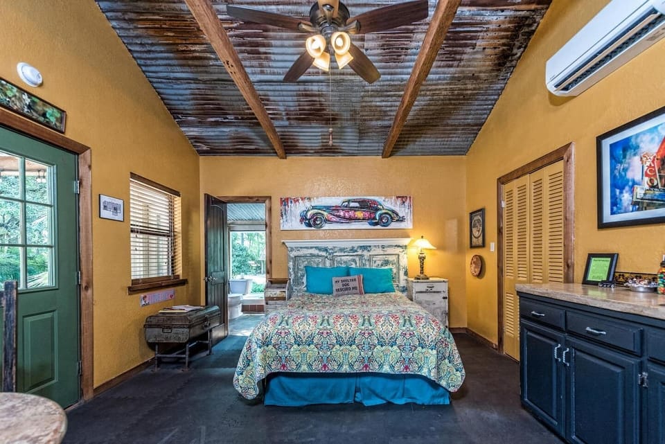 Queen Bed