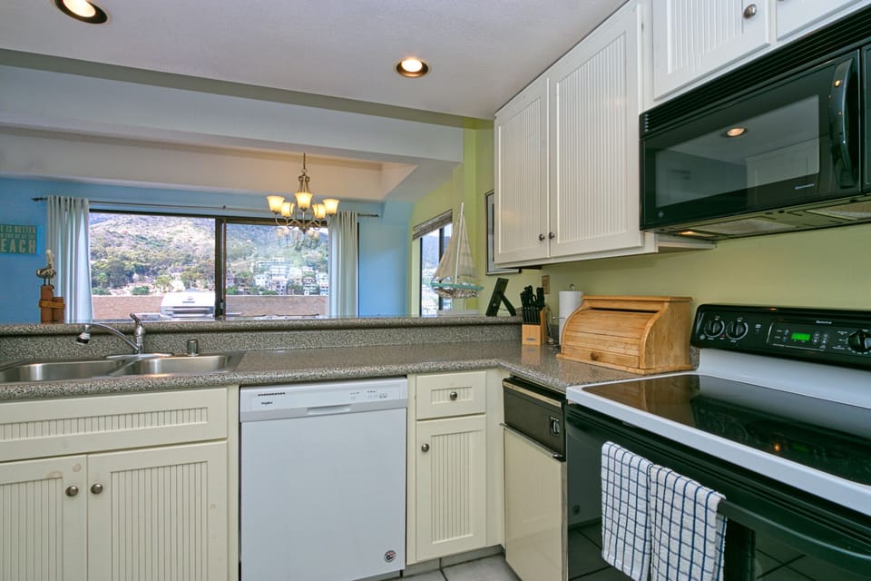 B44 - kitchen3