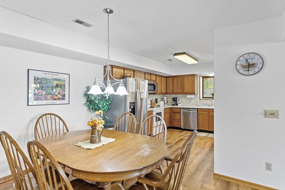 Dining Area View 4