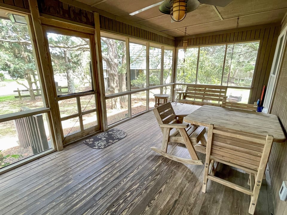 Screened Porch