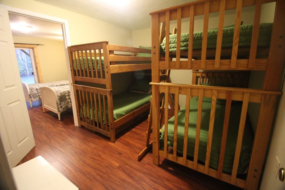 Bunks and twins - If your family needs single beds, this setup is great.