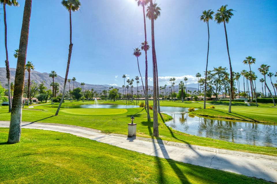 K0568 - Rancho Las Palmas Lake