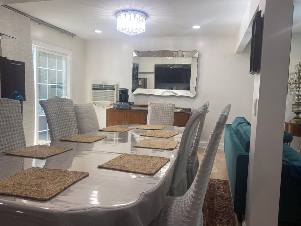 2nd floor dining area