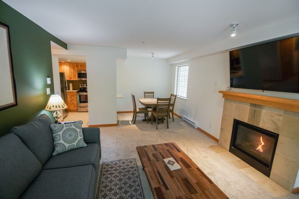 Open plan living, dining and kitchen area