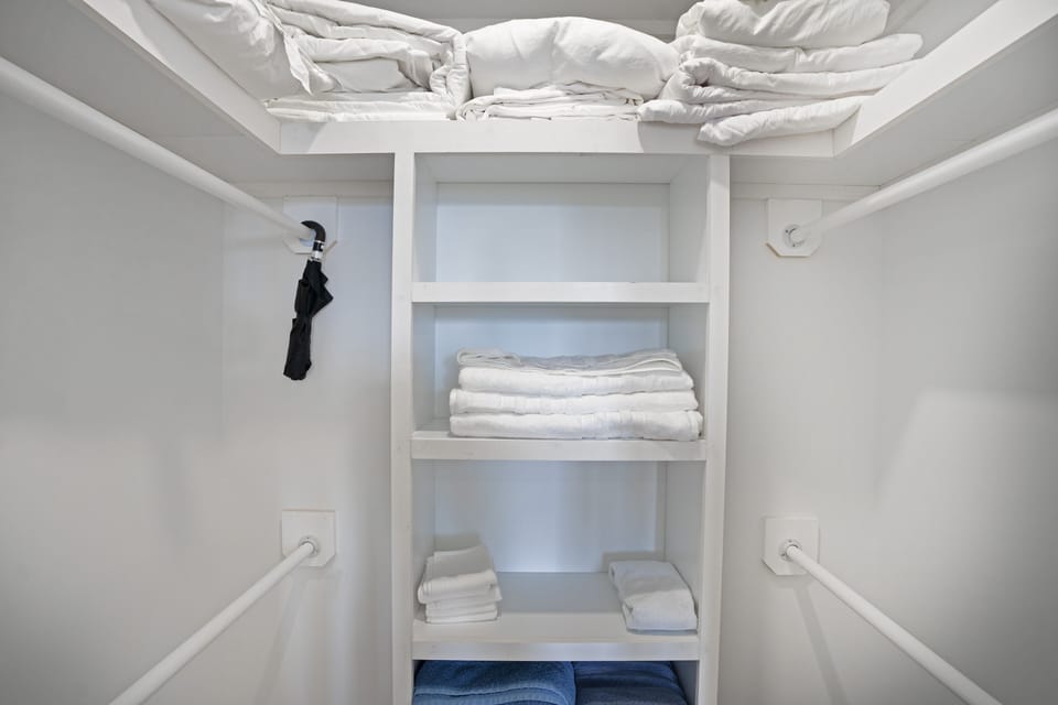 Walk in closet