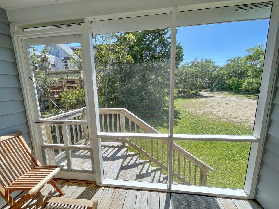 Screened Porch