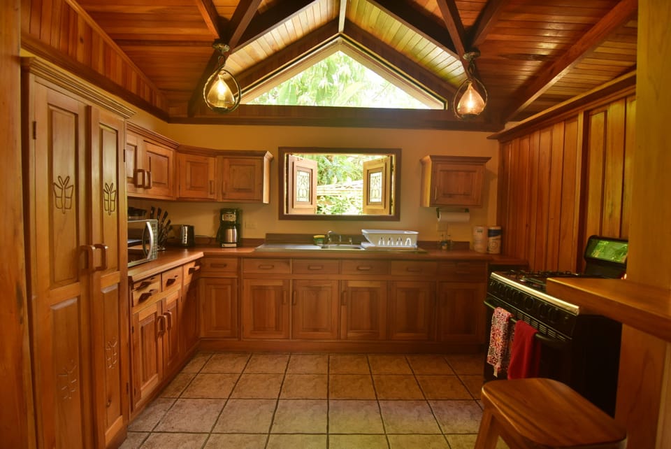 Explore el Castillo, Vacation Rentals Costa Rica, Best Panoramic Views 