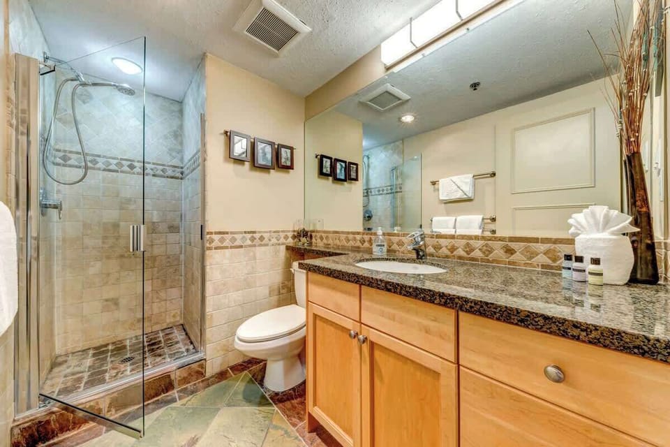 Second Full Bathroom
