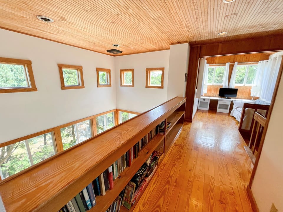 Hall (alternate view)