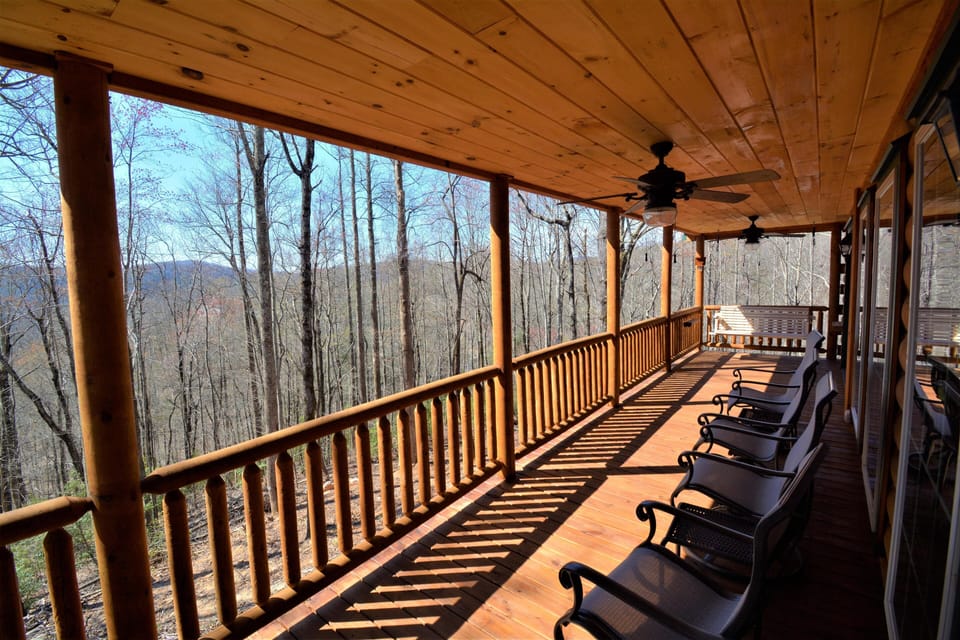 Main Floor Covered Back Deck with Large New Weber Grille