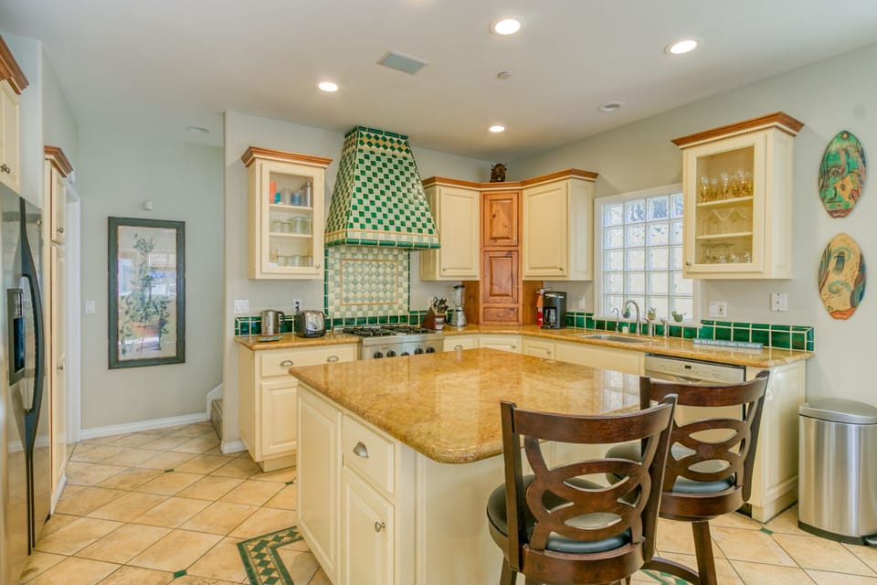 203D - Kitchen