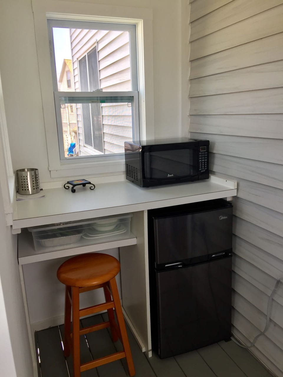 microwave, refrigerator