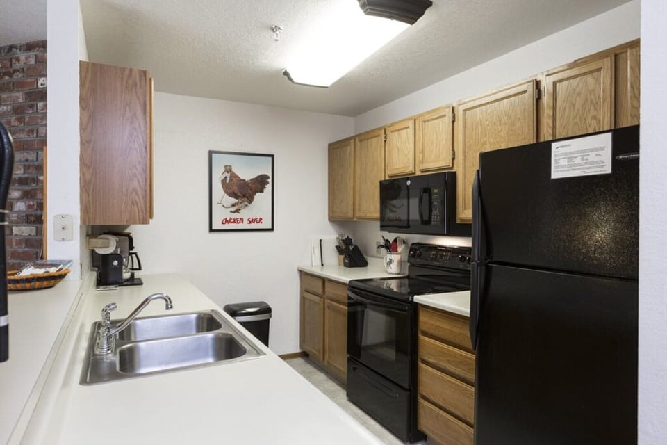 Well equipped kitchen.