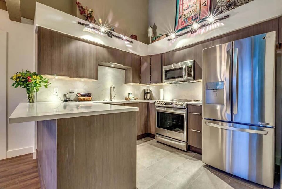 Fully Renovated Kitchen - Greystone Lodge Unit 310