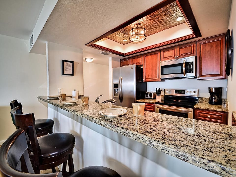 Additional seating at the breakfast bar.