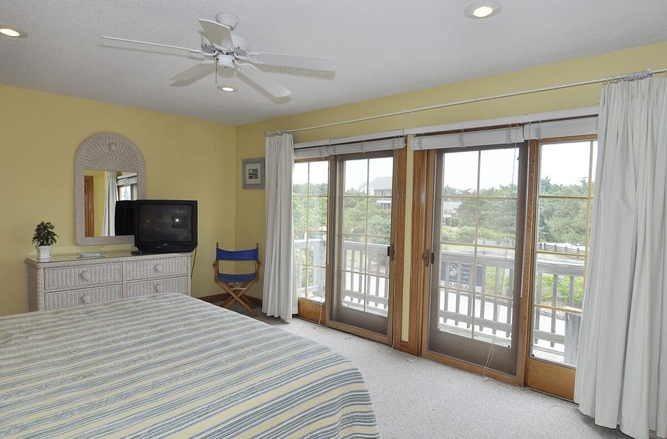 Primary Bedroom (alternate view)