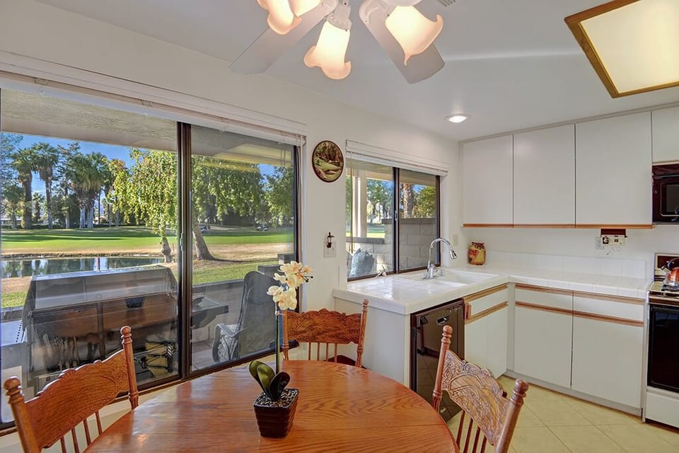 K0341 - 07 - OVER KITCHEN TABLE mls.jpg