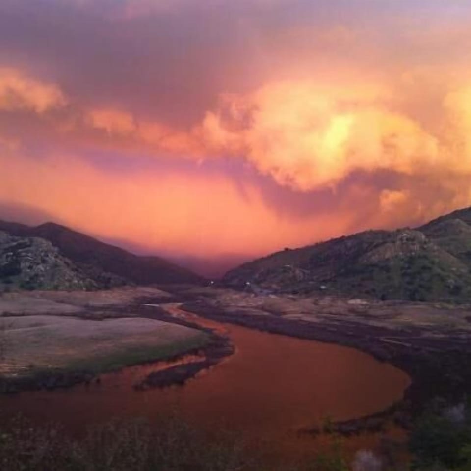 Brilliant nature views! The River on the way up to Three Rivers. 
