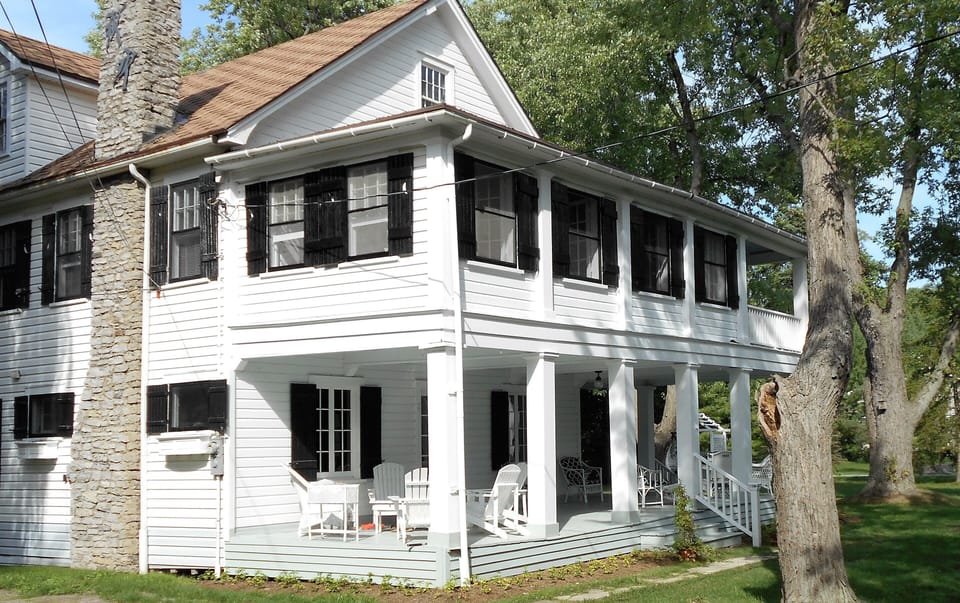 Front & Roadside View