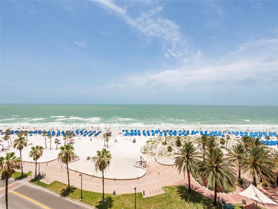 Best spot in Clearwater Beach right at your beck and call at Aqualea